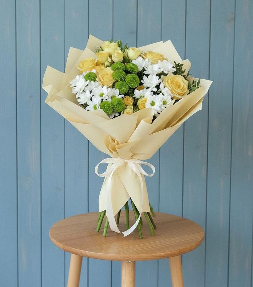 Букет цветов из: Хризантемы и Розы в Нижнеудинске