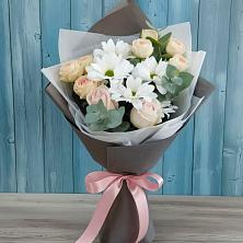Букет цветов из:  Хризантемы и Розы в Нижнеудинске