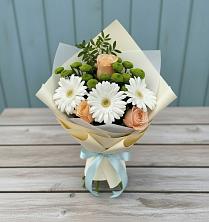 Букет цветов из:  Герберы, Розы и Хризантемы в Нижнеудинске