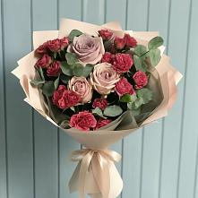 Букет цветов из:  Гвоздики и Розы в Нижнеудинске