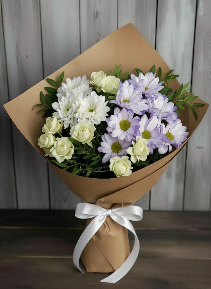 Букет цветов из: Хризантемы и Розы в Нижнеудинске