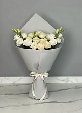 Букет цветов из:  Розы и Лизиантусы в Нижнеудинске